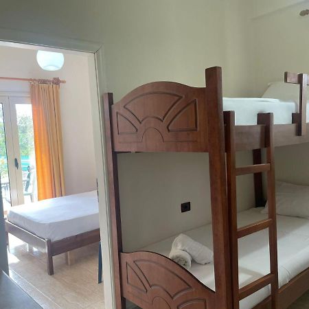 Hotel Vila Andi Zvernec Экстерьер фото
