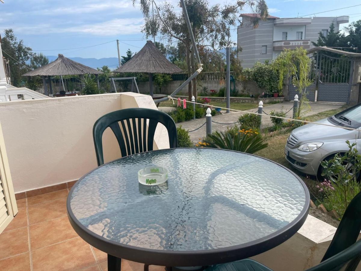 Hotel Vila Andi Zvernec Экстерьер фото