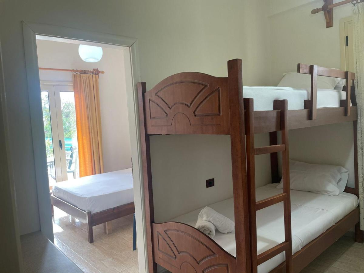 Hotel Vila Andi Zvernec Экстерьер фото
